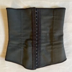 Black 25in-28in waist trimmer/trainer